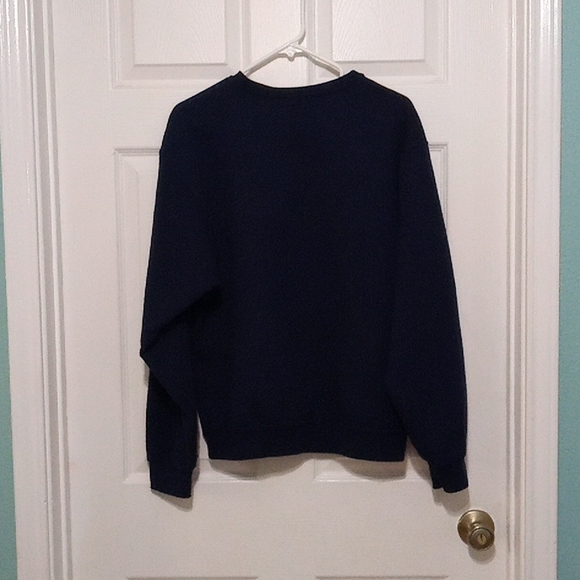 Chritsmas Sweatshirt - Picture 7 of 7